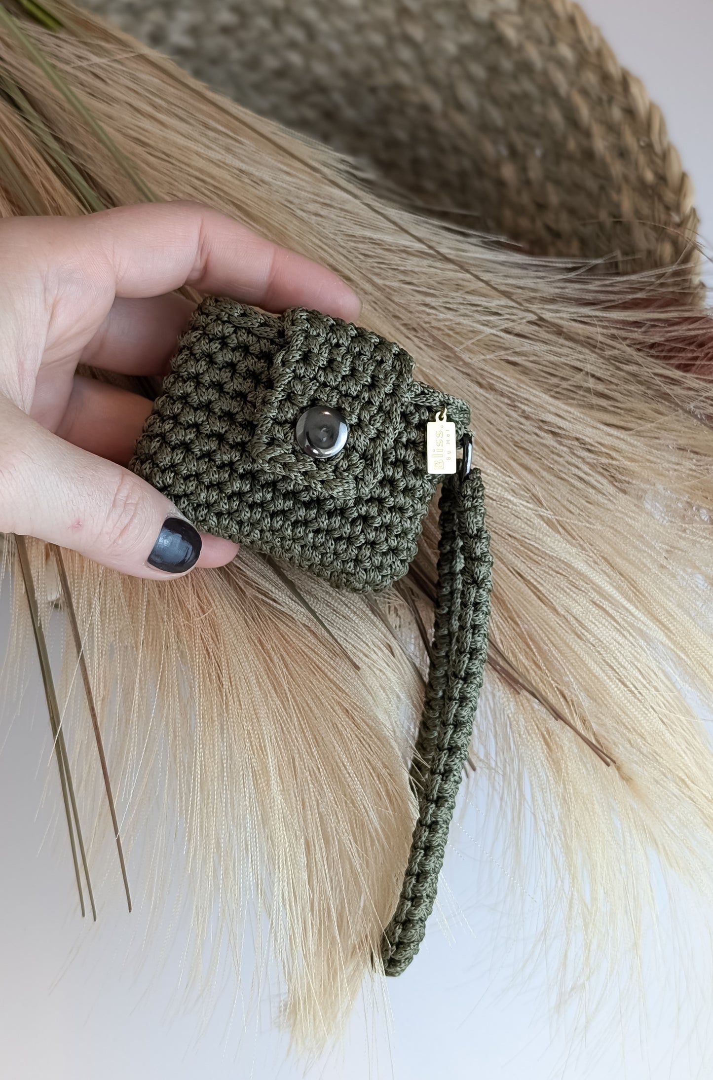 Crochet Airpod Case | Color Olive Green