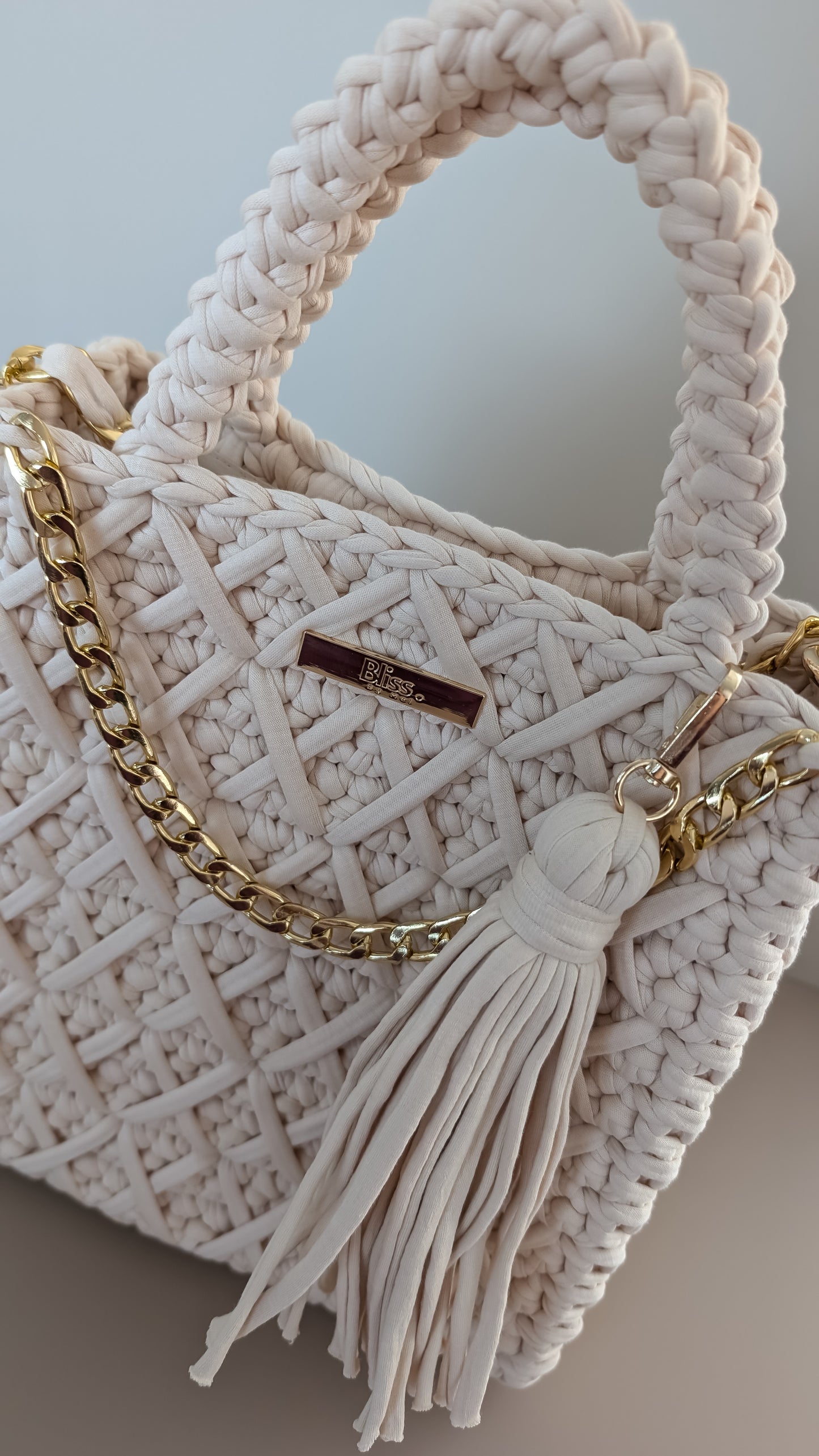 Carol Bag | Crochet Handmade Bag| Color Cool Light Fancy Pink