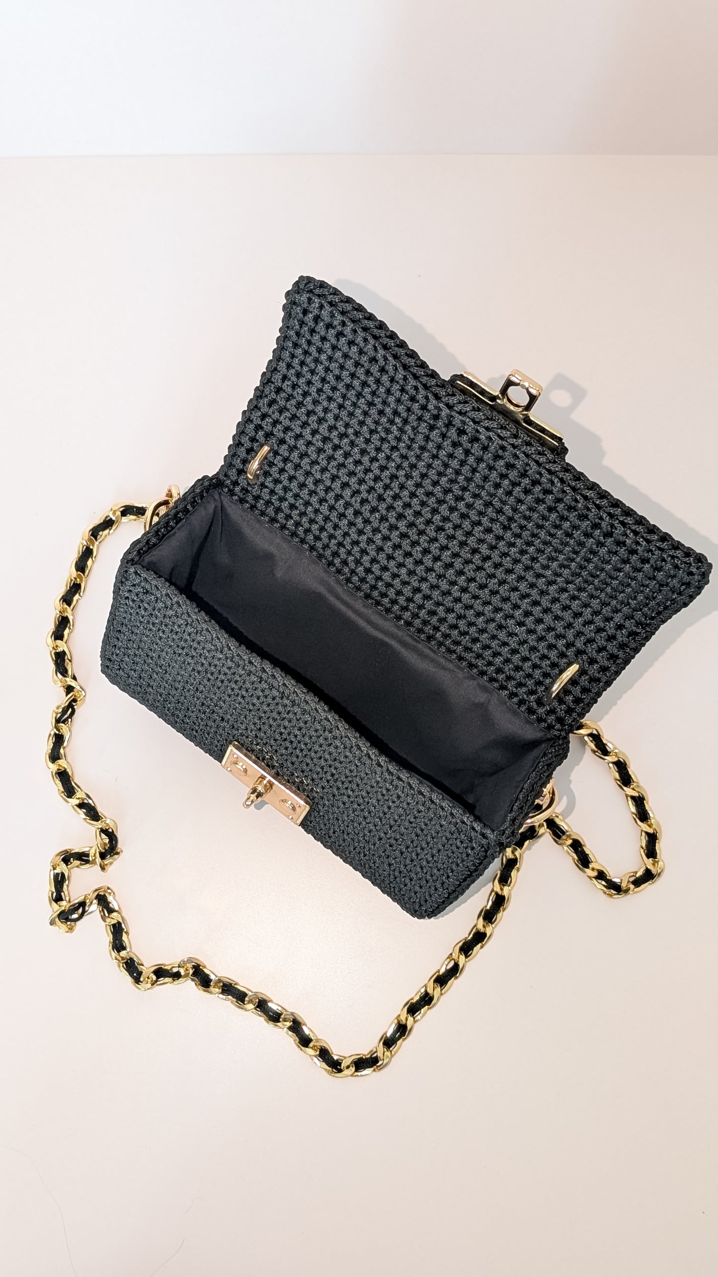 Cara Bag | Handmade Crochet| Crossbody Bag | Color Black
