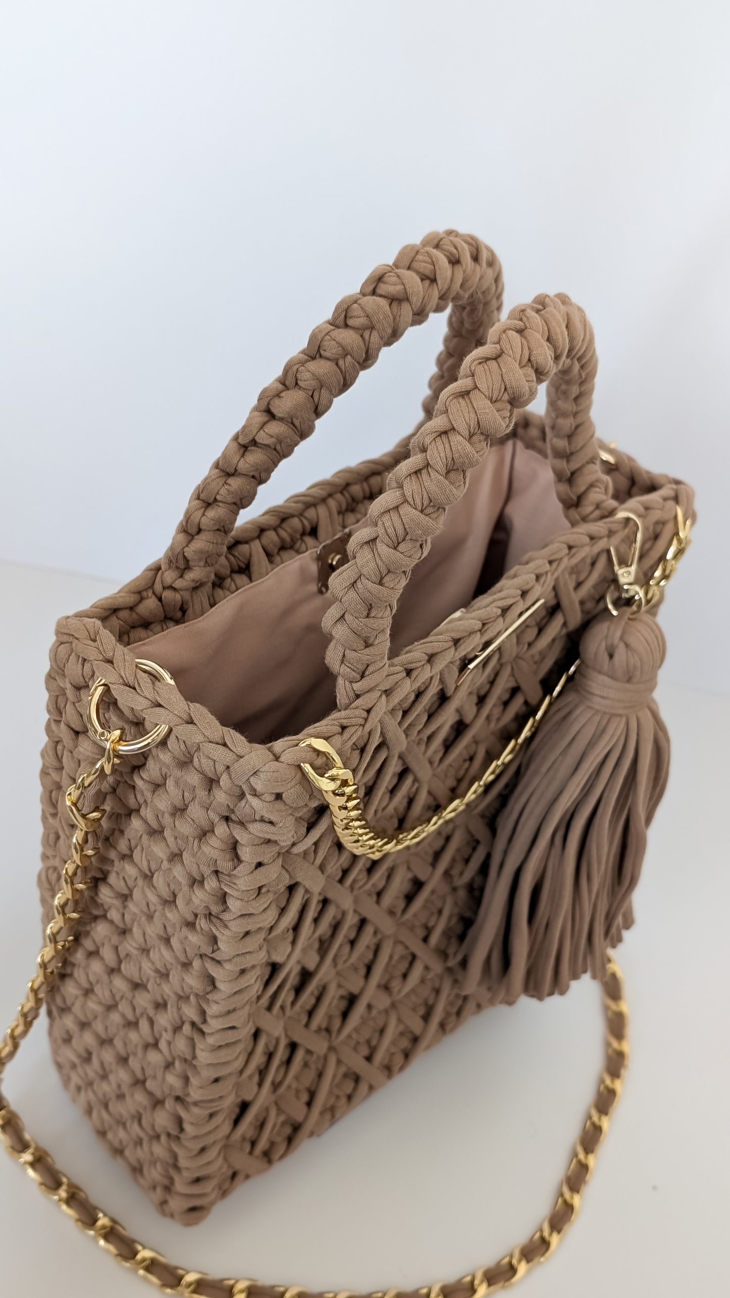 Carol Bag| Crochet Handmade Bag| Color Light Brown