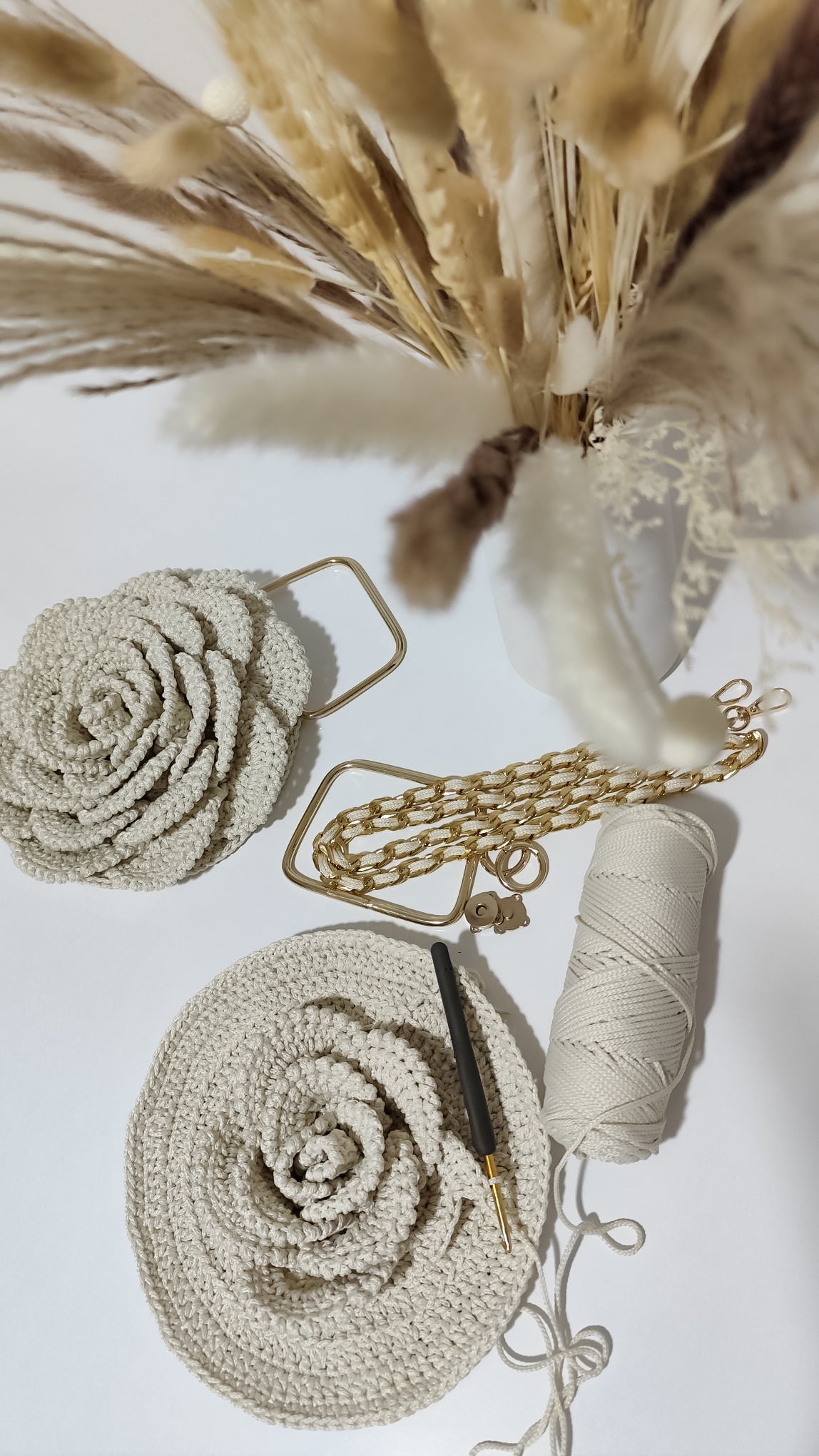 Rosetta Crossbody | Crochet Handmade Bag | Color Cream
