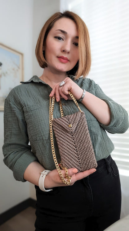 Classy Phone Bag • Color Mink