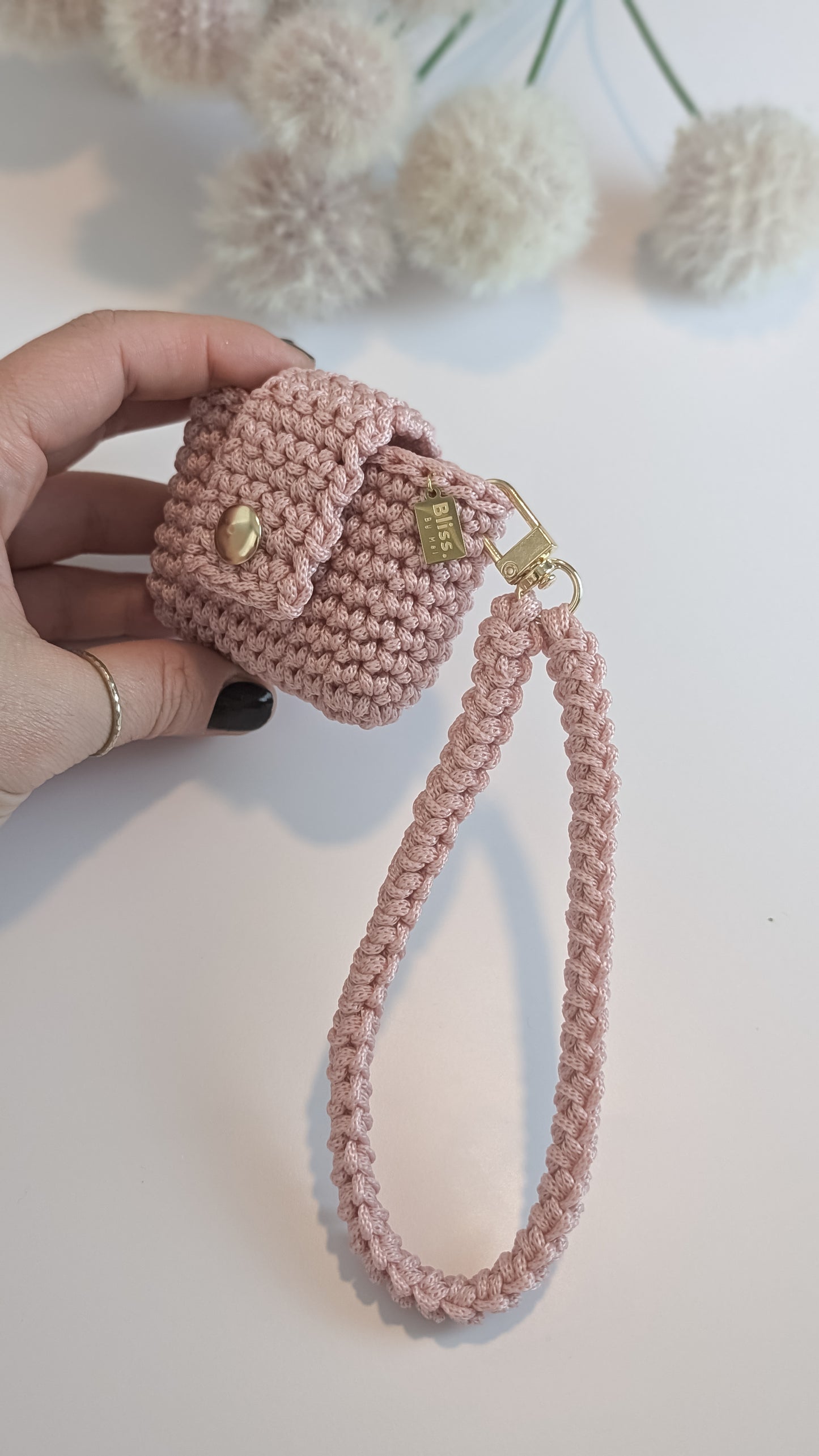 Crochet Airpod Case | Color Pink