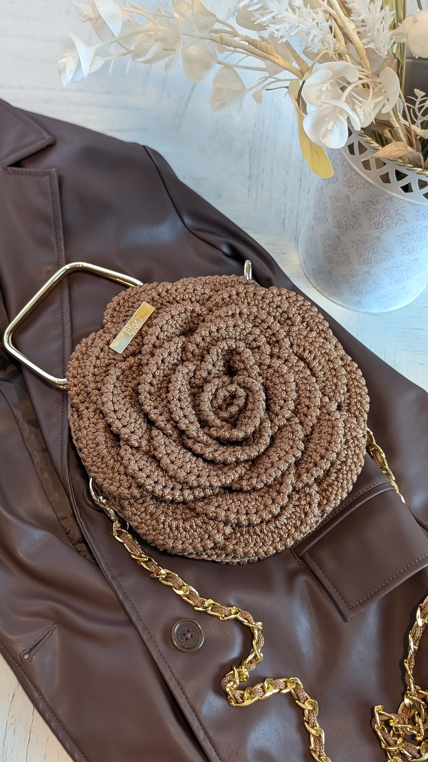 Rosetta Crossbody| Crochet Handmade Bag | Color Brown