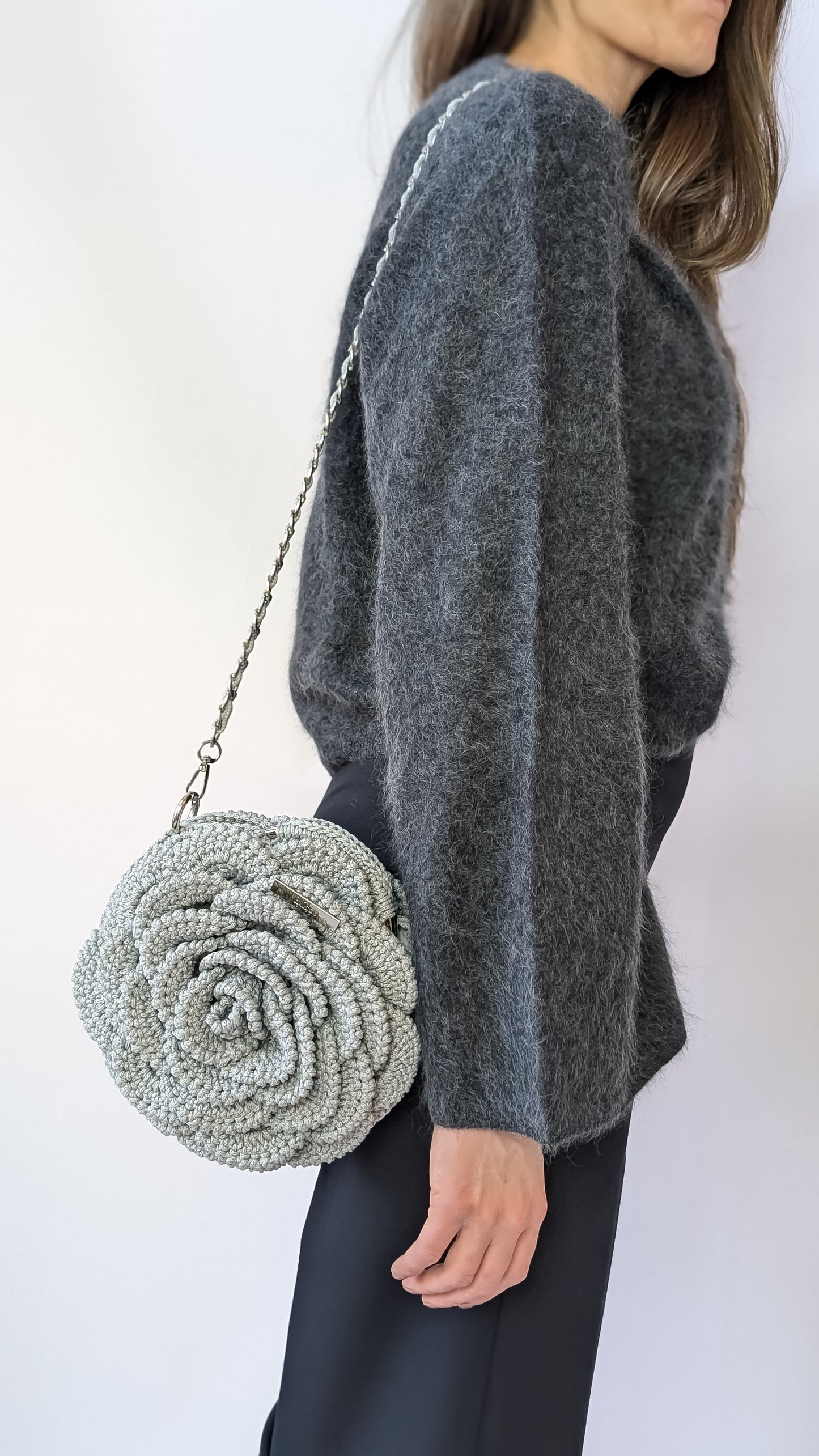 Rosetta| Crochet Handmade Crossbody Bag | Color Silver