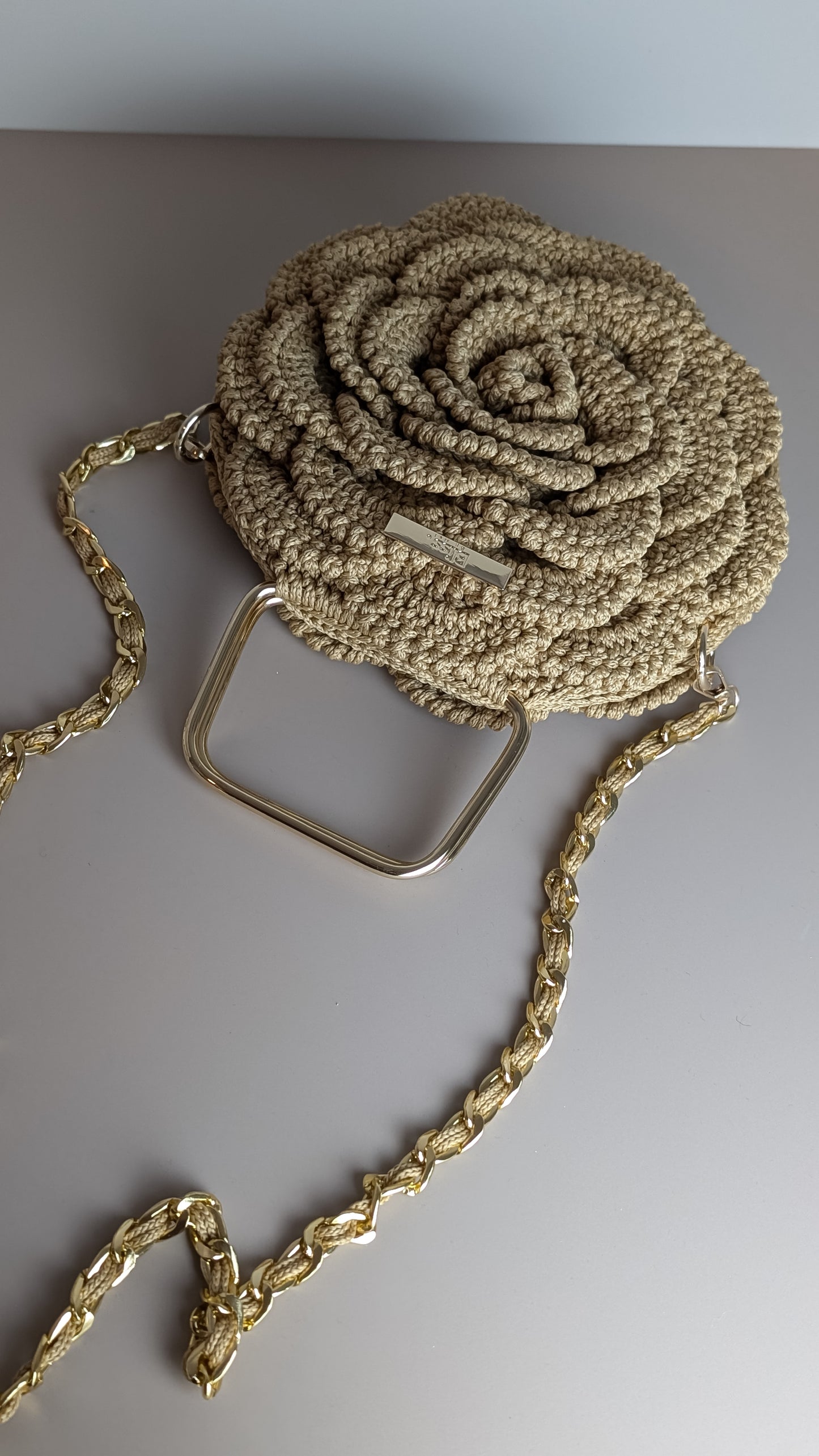 Rosetta Crossbody | Crochet Handmade Bag | Color Golden Brown