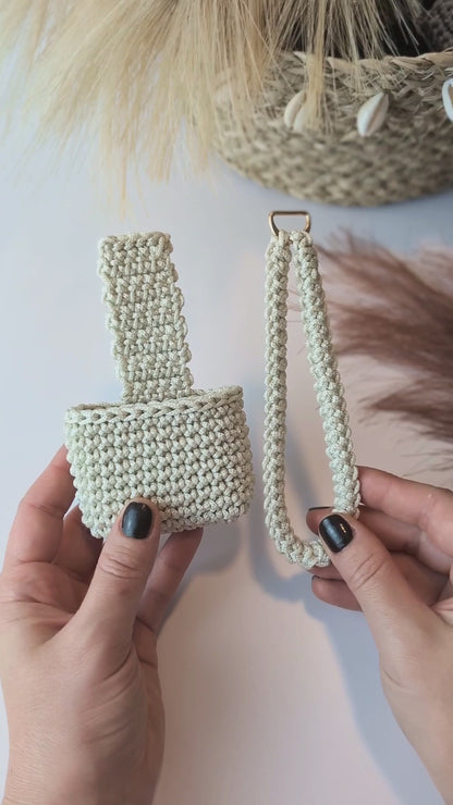 Crochet Airpod Case | Color Ecru